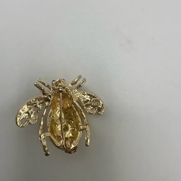 Joan Rivers Orchid Bee Pin - Picture 7 of 8